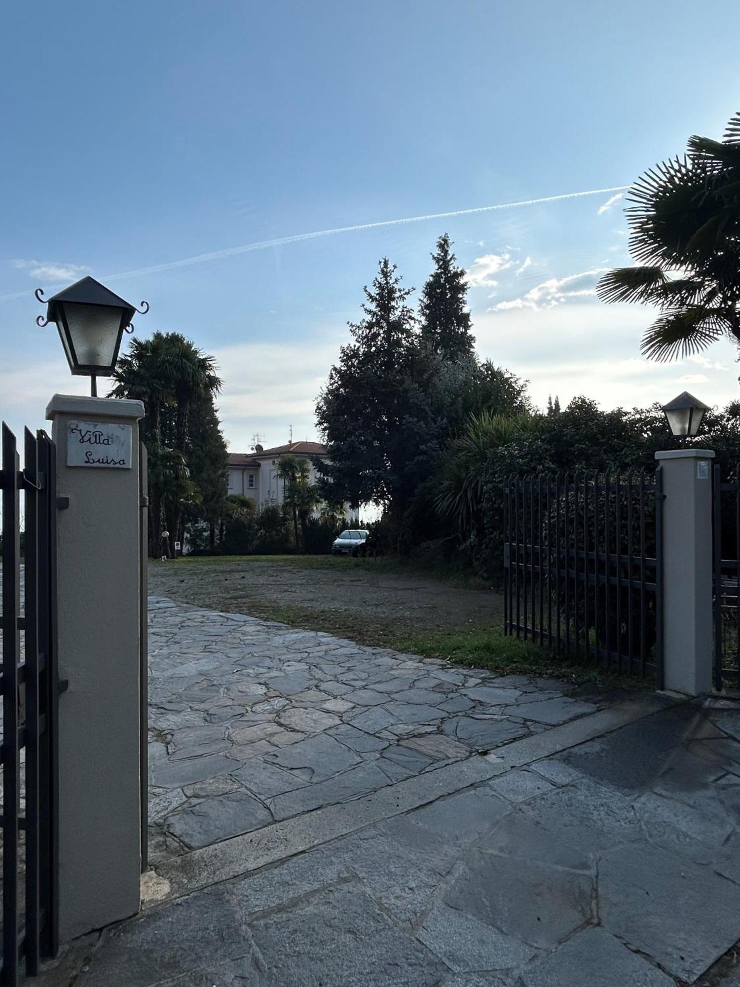 Residenza Dei Fiori Aparthotel Cannero Riviera Exterior foto